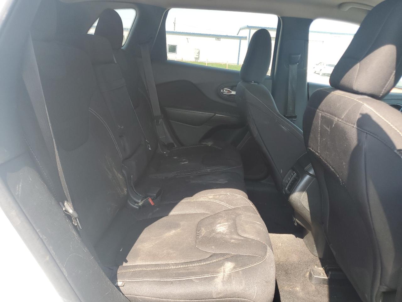 JEEP GRAND CHEROKEE LATITUDE