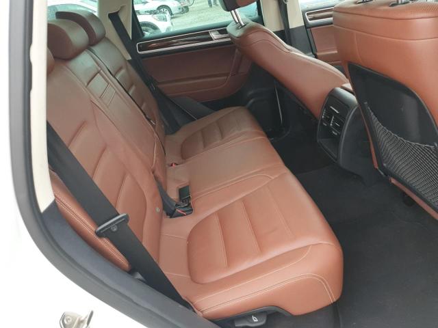 2016 VOLKSWAGEN TOUAREG SP WVGEF9BP8GD010583