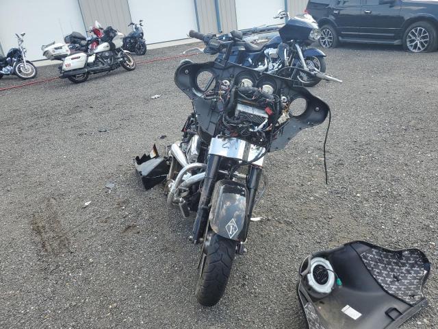 2010 HARLEY-DAVIDSON FLHX 1HD1KB419AB640418