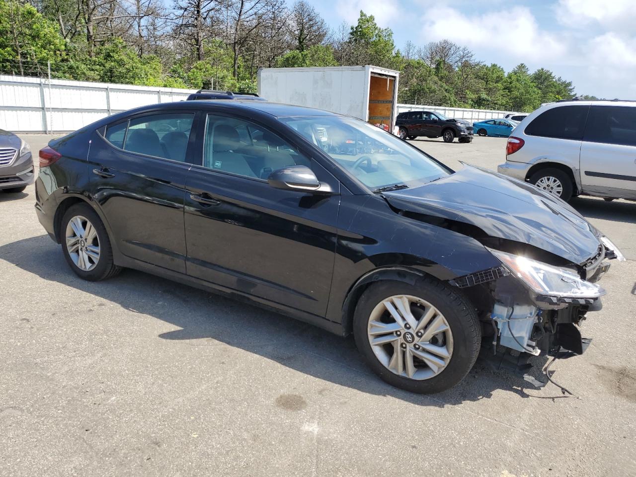 HYUNDAI ELANTRA SEL