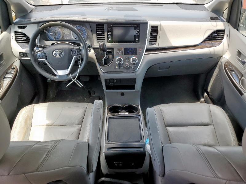 2019 TOYOTA SIENNA XLE 5TDYZ3DCXKS016057