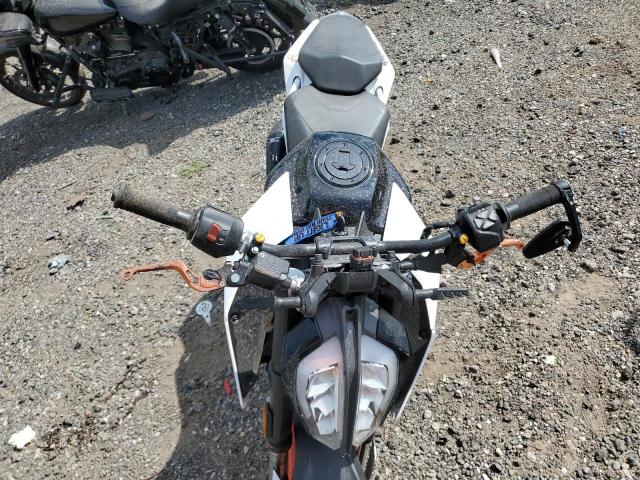2019 KTM 390 DUKE MD2JPJ402KC209381