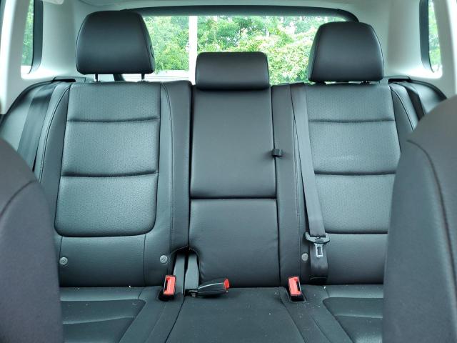 2016 VOLKSWAGEN TIGUAN S WVGAV7AXXGW563179