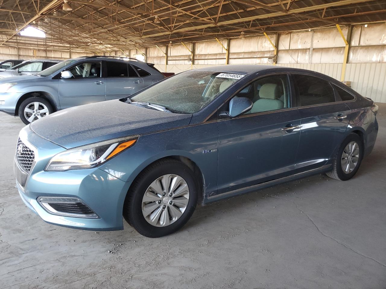 HYUNDAI SONATA HYBRID