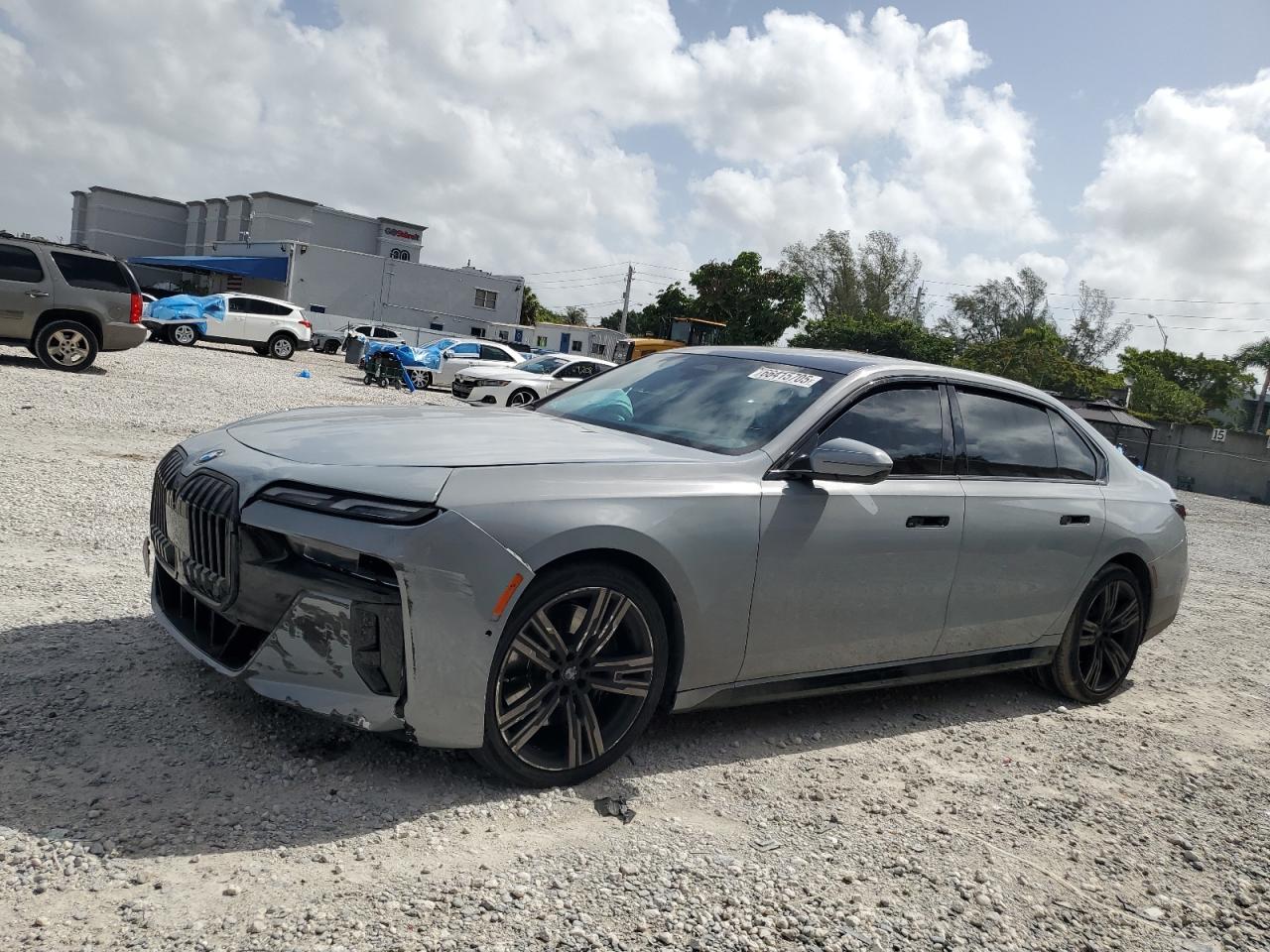 BMW 7 SERIES I