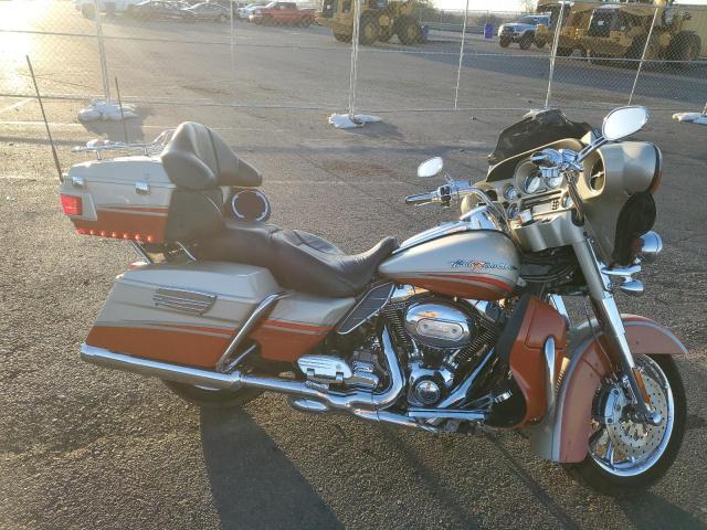 HARLEY-DAVIDSON FLHTCUSE4