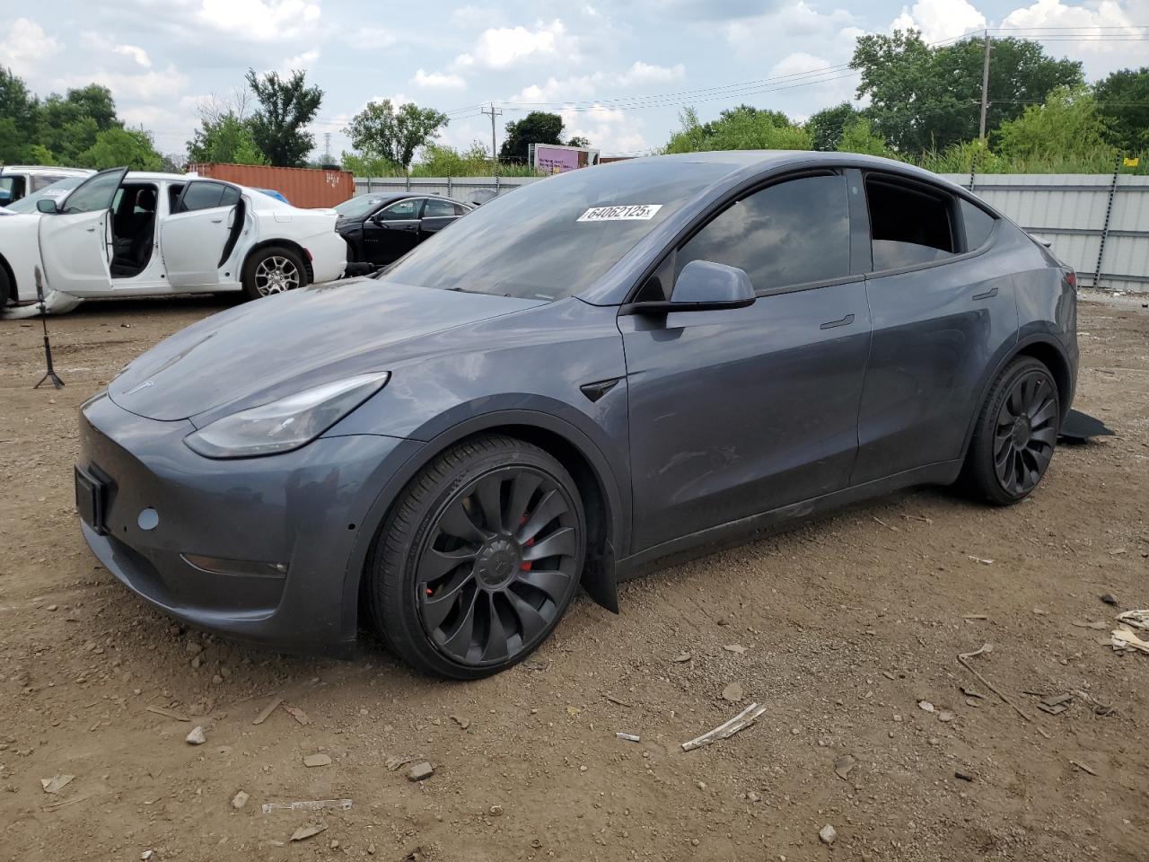 TESLA MODEL Y