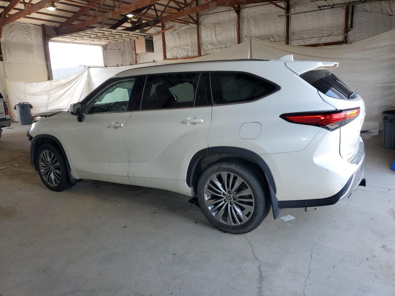 TOYOTA HIGHLANDER PLATINUM