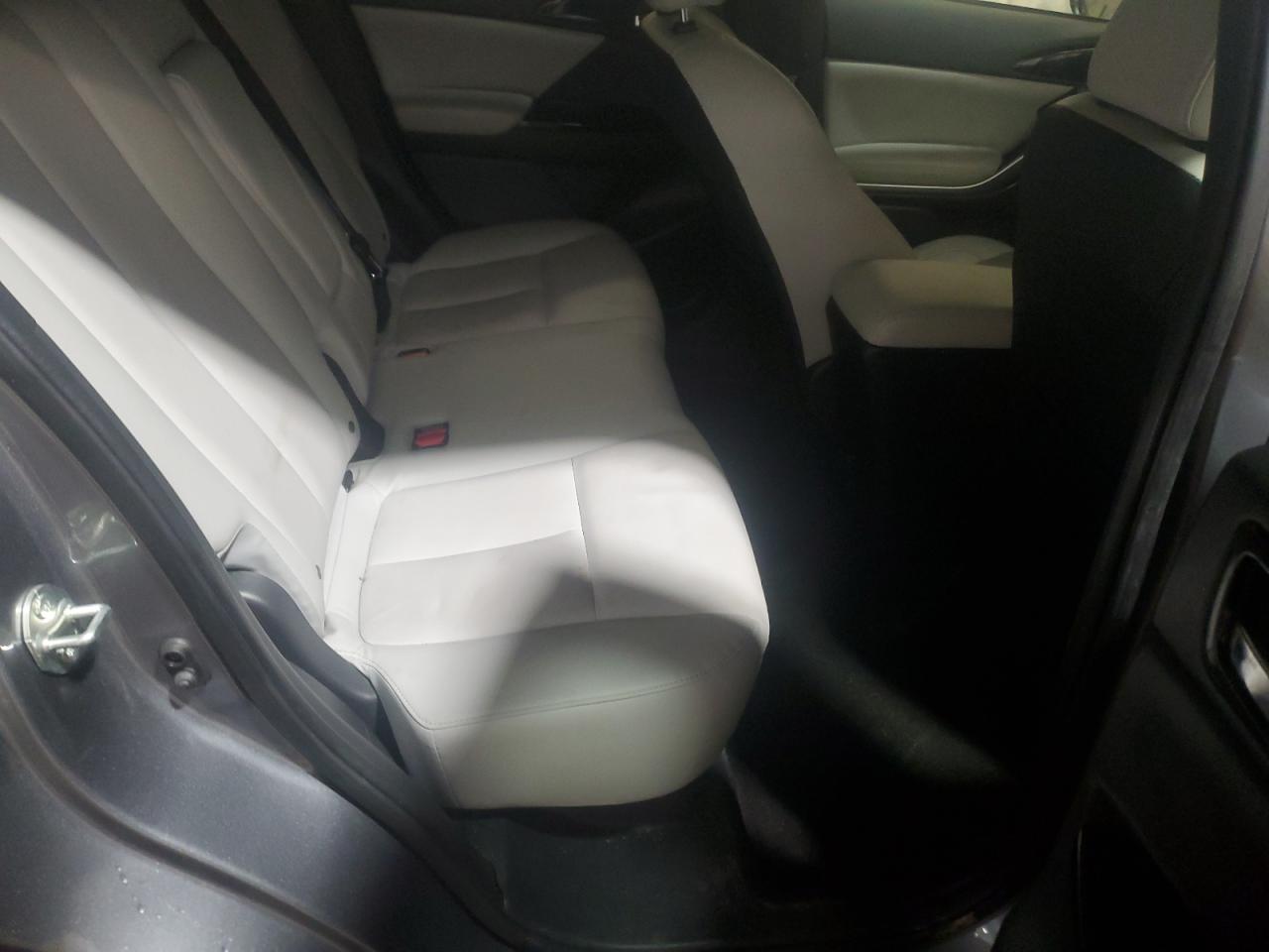 MITSUBISHI ECLIPSE SE