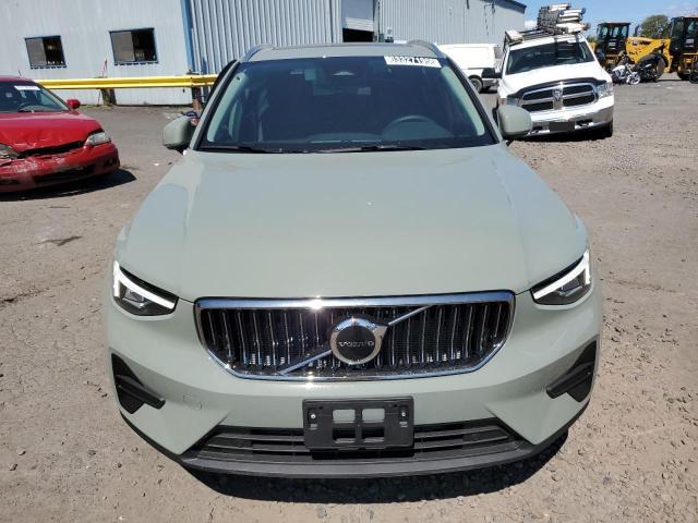 2025 VOLVO XC40 CORE YV4L12UJ2S2599951