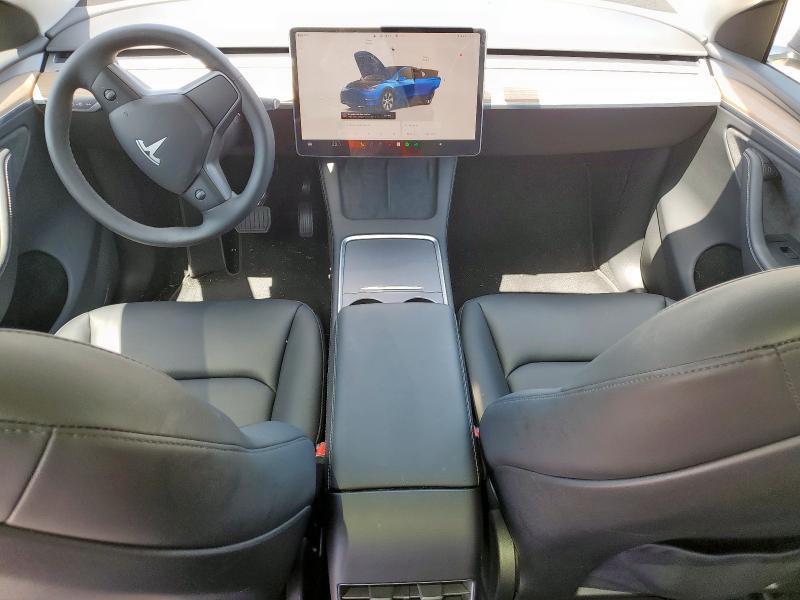 2024 TESLA MODEL Y 7SAYGDEEXRA279773