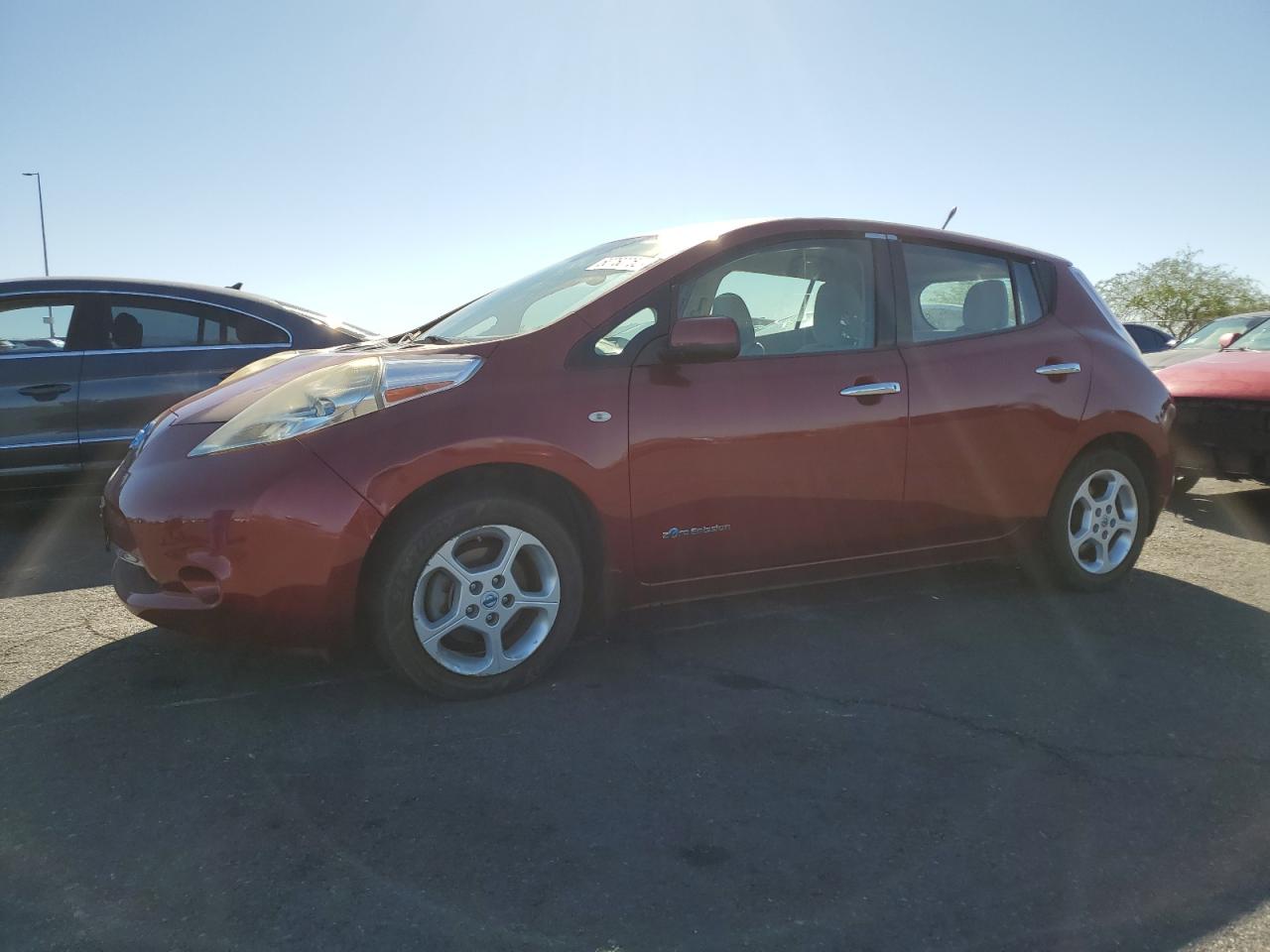 NISSAN LEAF SV