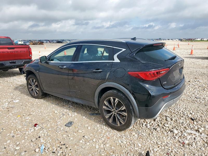 2018 INFINITI QX30 BASE SJKCH5CR1JA057605