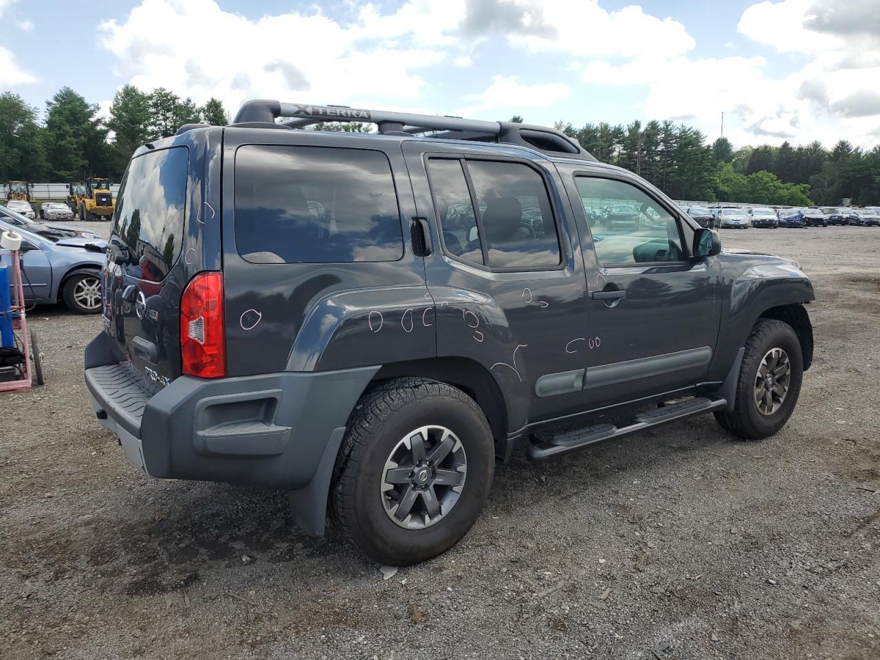 NISSAN XTERRA X