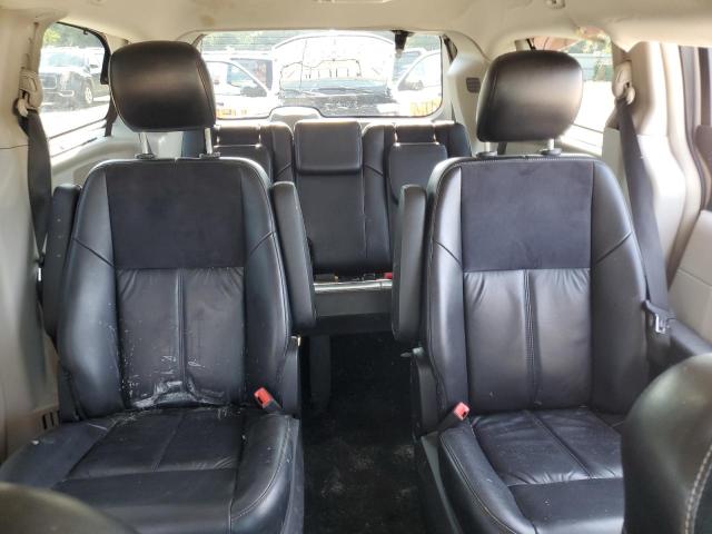 2015 CHRYSLER TOWN & COU 2C4RC1GG0FR708853