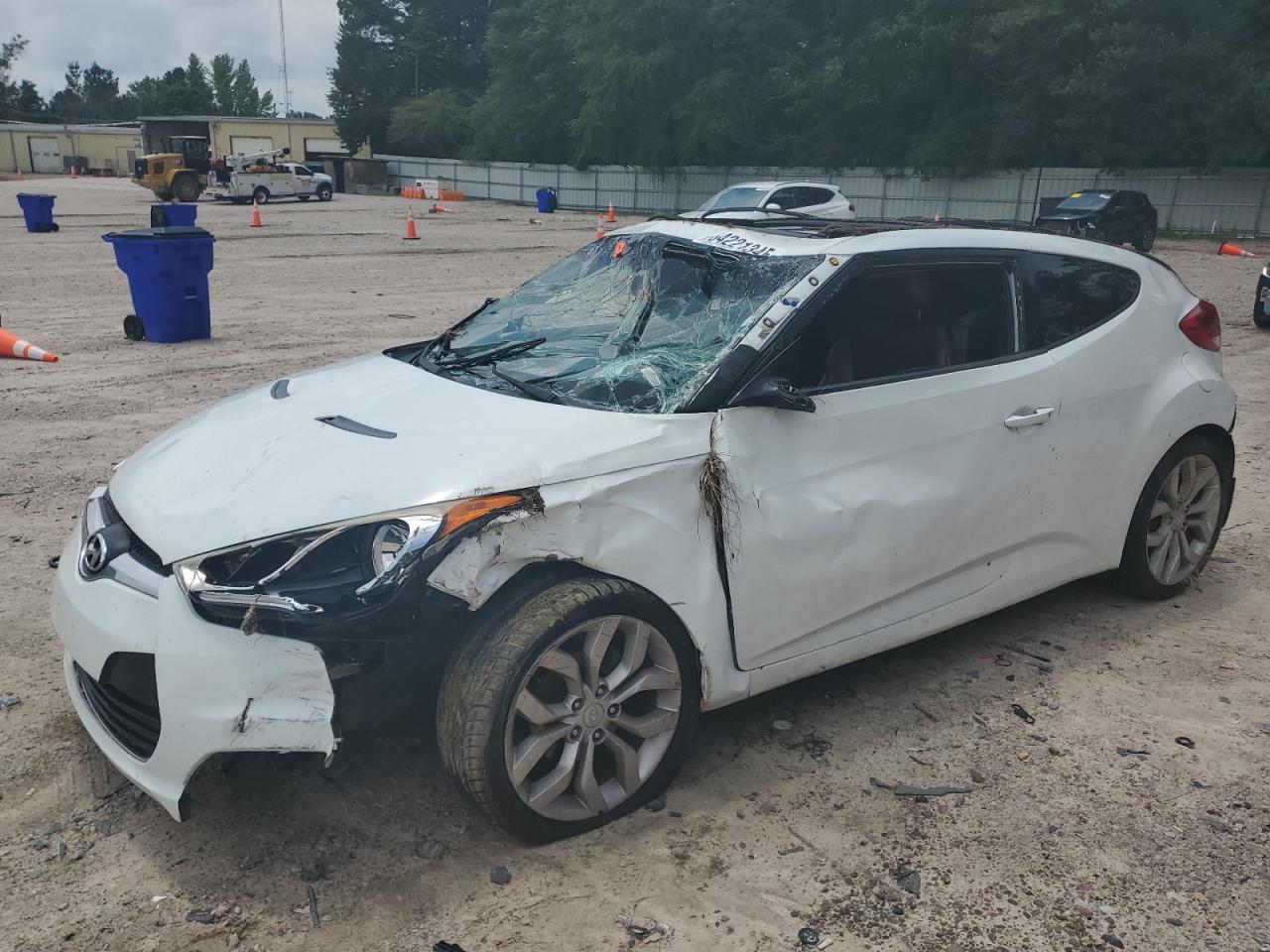 HYUNDAI VELOSTER
