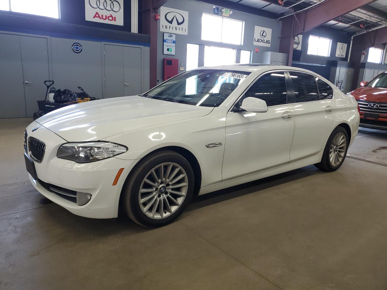 BMW 5 SERIES XI