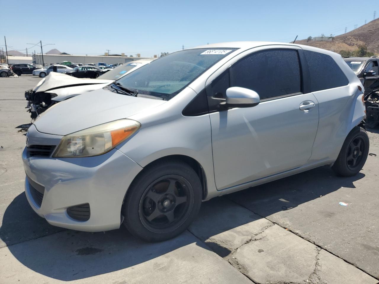 TOYOTA YARIS