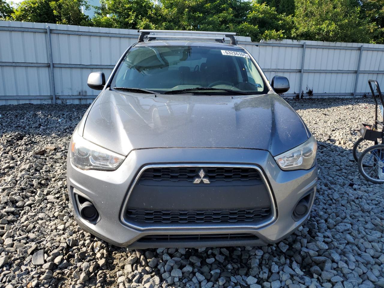 MITSUBISHI OUTLANDER ES