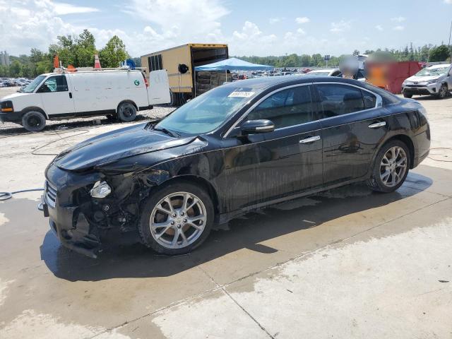 NISSAN MAXIMA S
