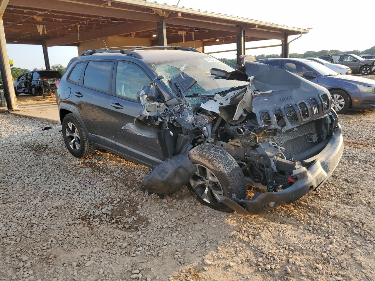 JEEP CHEROKEE TRAILHAWK