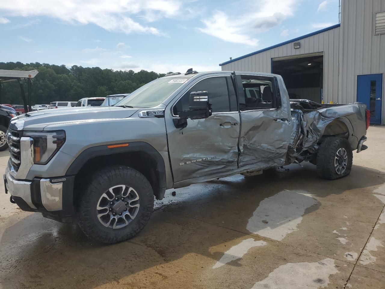 GMC SIERRA K2500 SLE