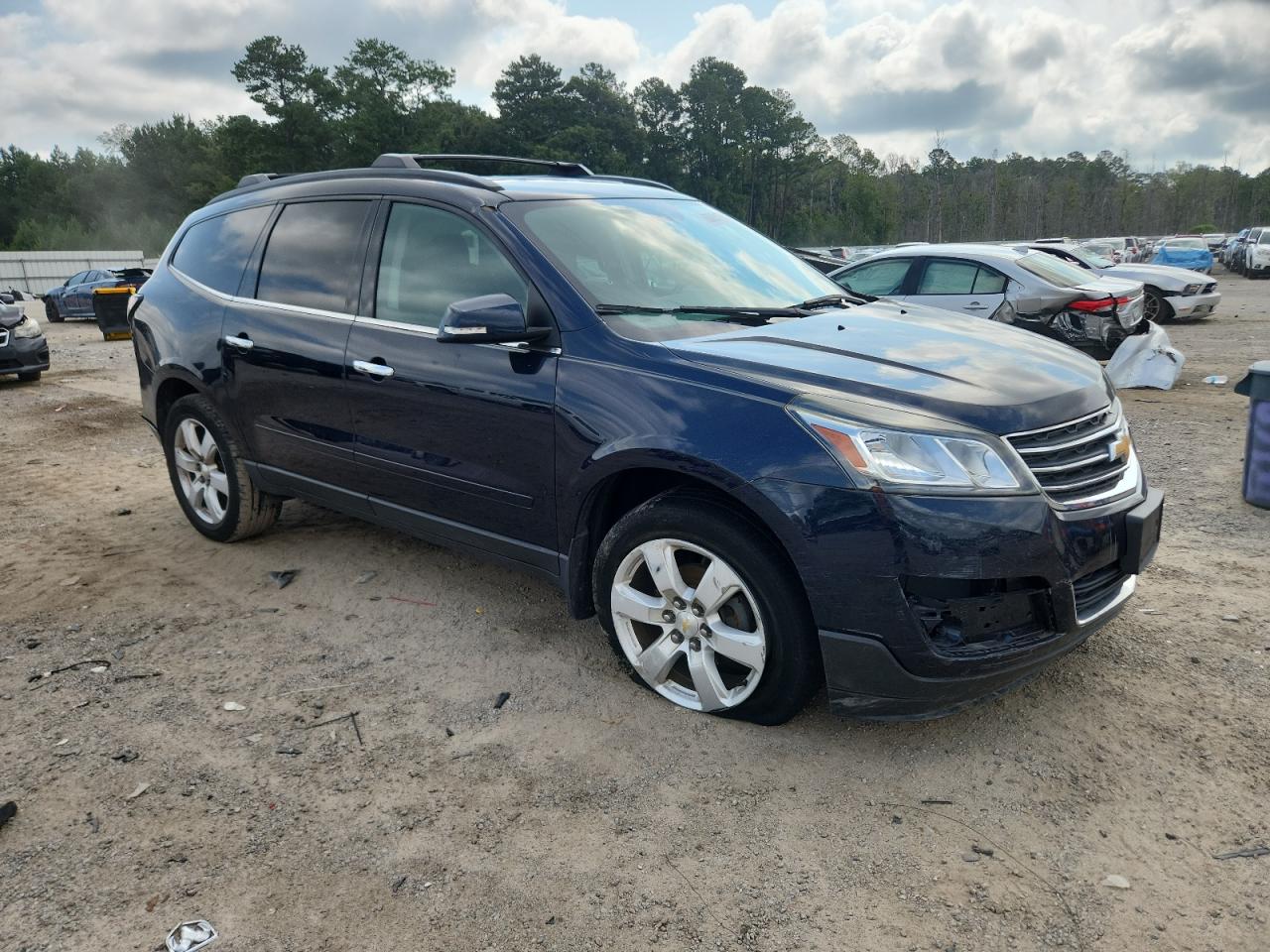 CHEVROLET TRAVERSE LT