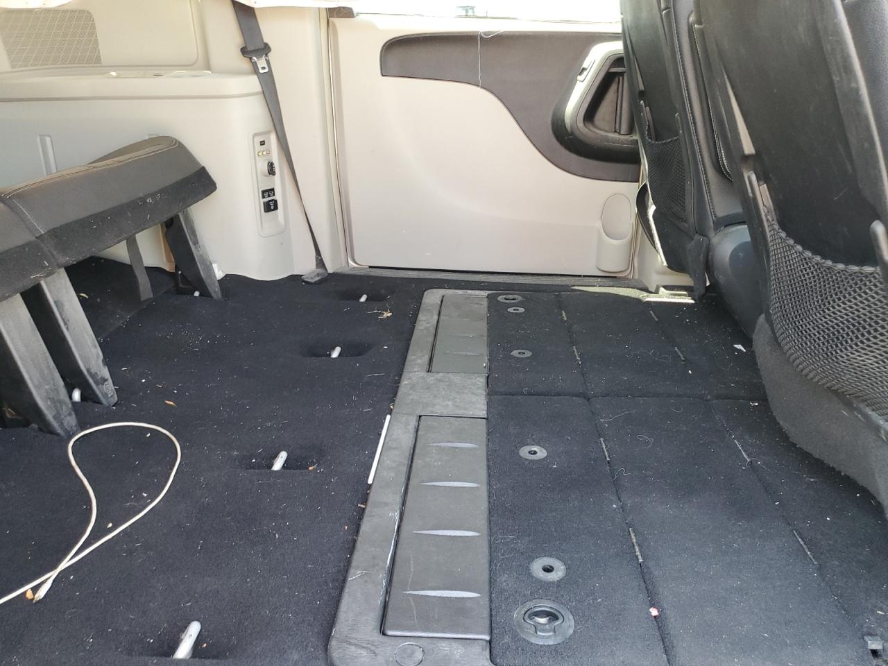 CHRYSLER TOWN & COUNTRY TOURING