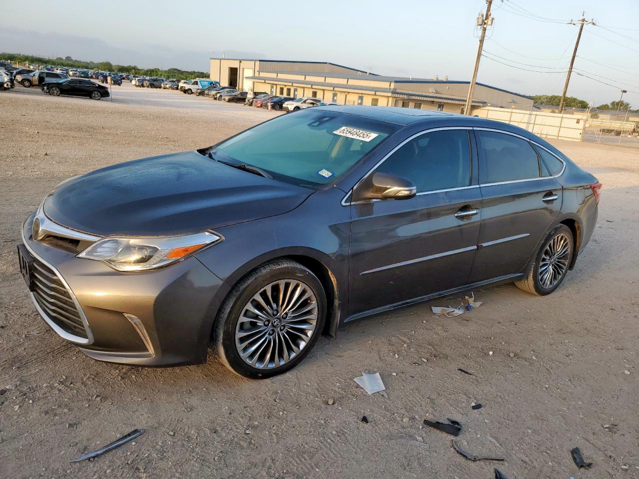 TOYOTA AVALON XLE