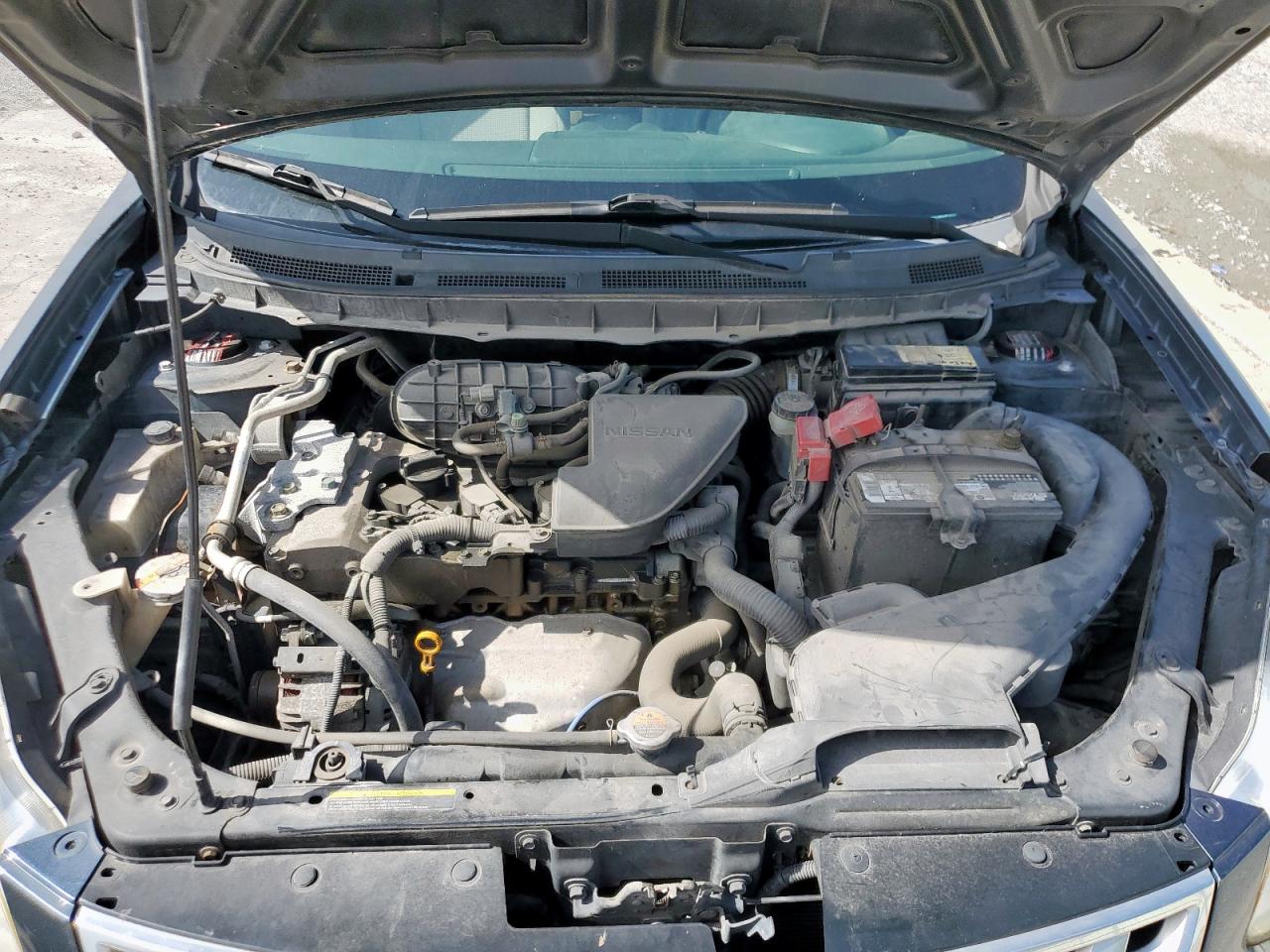 Nissan Rogue s 2013