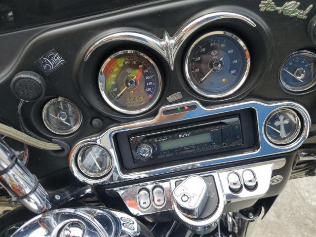 2011 HARLEY-DAVIDSON FLHTK 1HD1KEM17BB651128