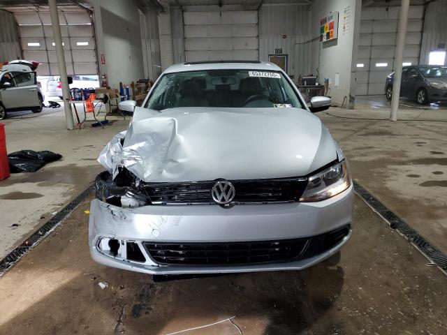 2012 VOLKSWAGEN JETTA SE - 3VWDP7AJ0CM369856