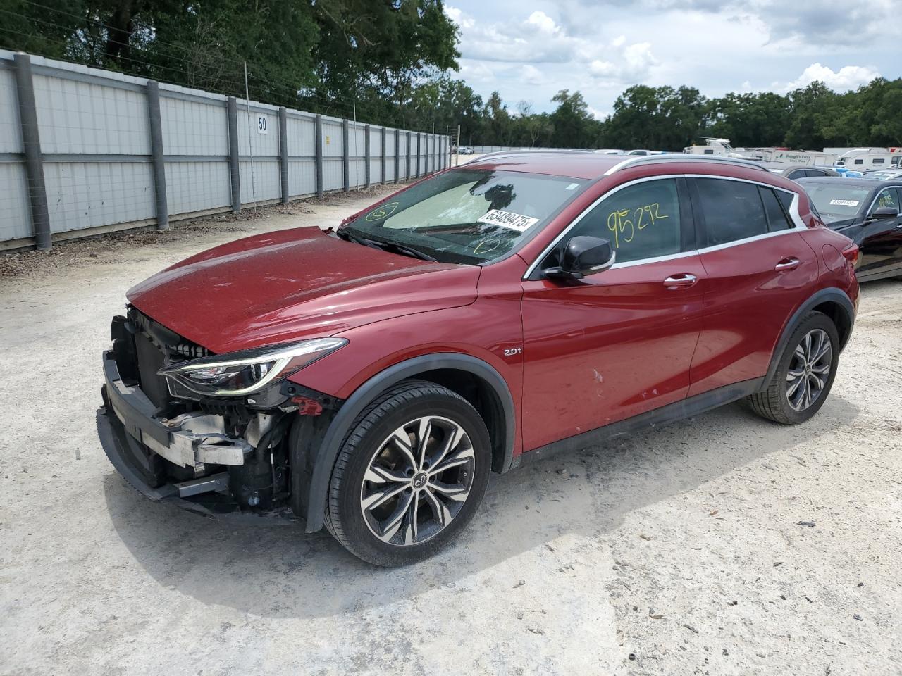 INFINITI QX30 BASE