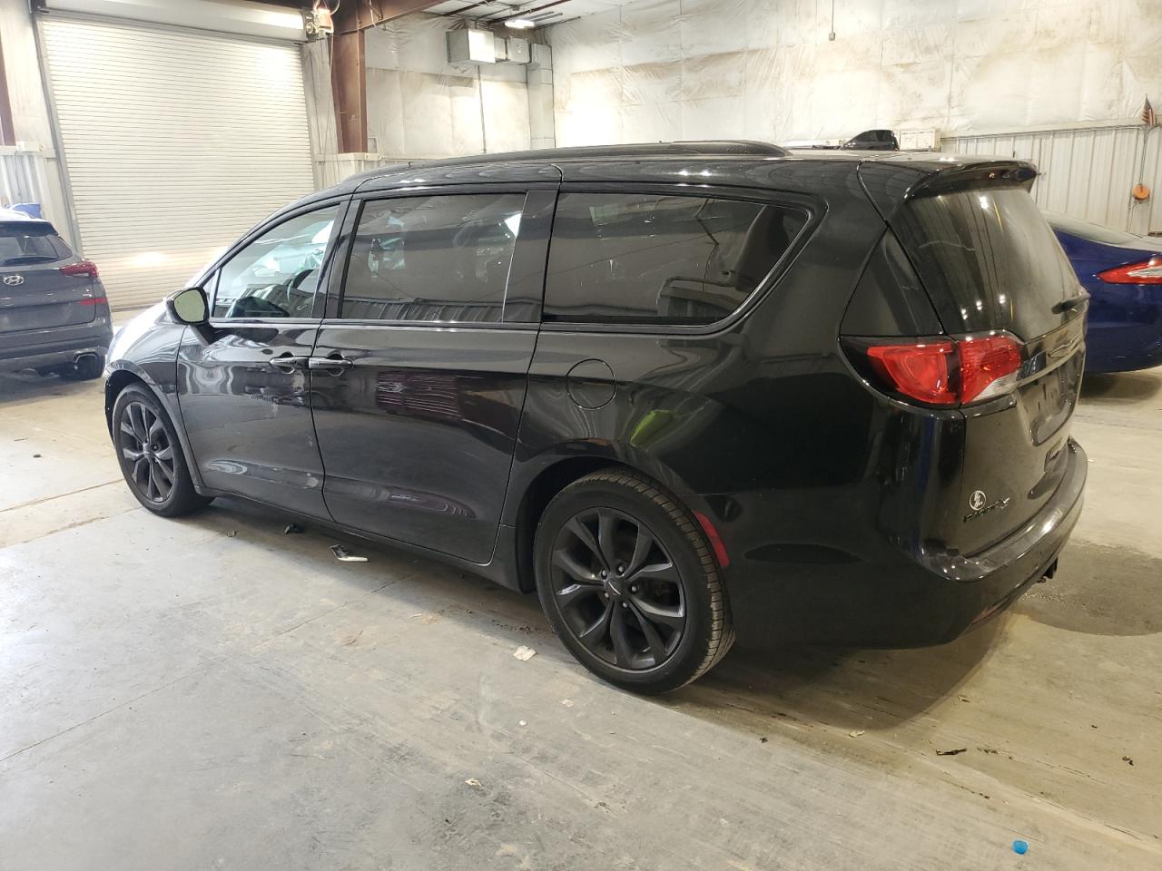 CHRYSLER PACIFICA TOURING L PLUS