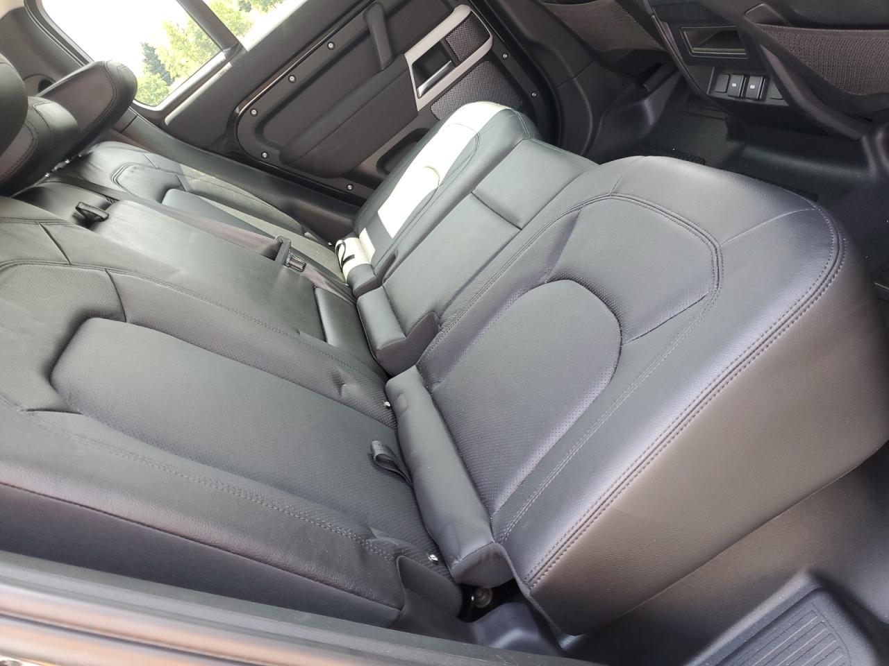 LAND ROVER DEFENDER 110 S