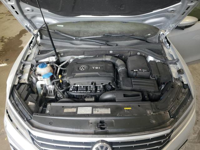 2017 VOLKSWAGEN PASSAT SEL - 1VWCT7A32HC039136
