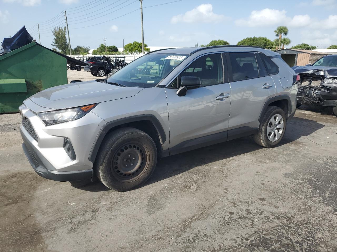 TOYOTA RAV4 LE