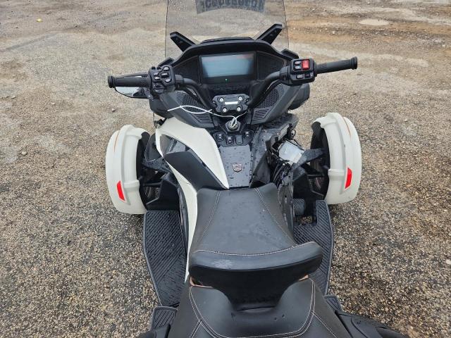 2024 CAN-AM SPYDER ROA 2BXNBDD20RV001100