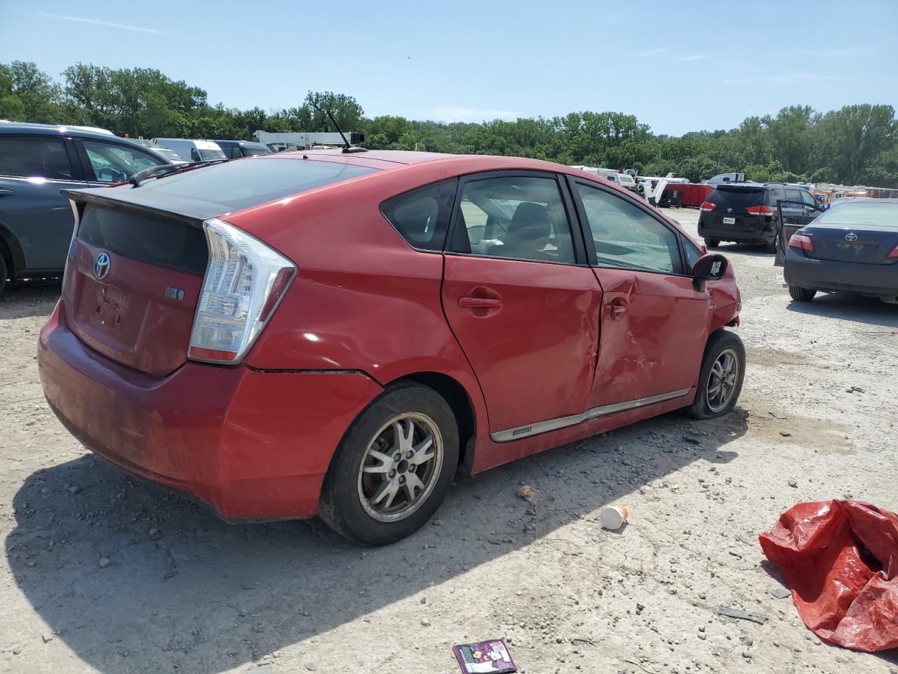 TOYOTA PRIUS SPORT UTILITY VEHICLE