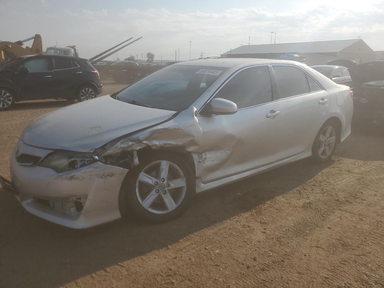 TOYOTA CAMRY BASE