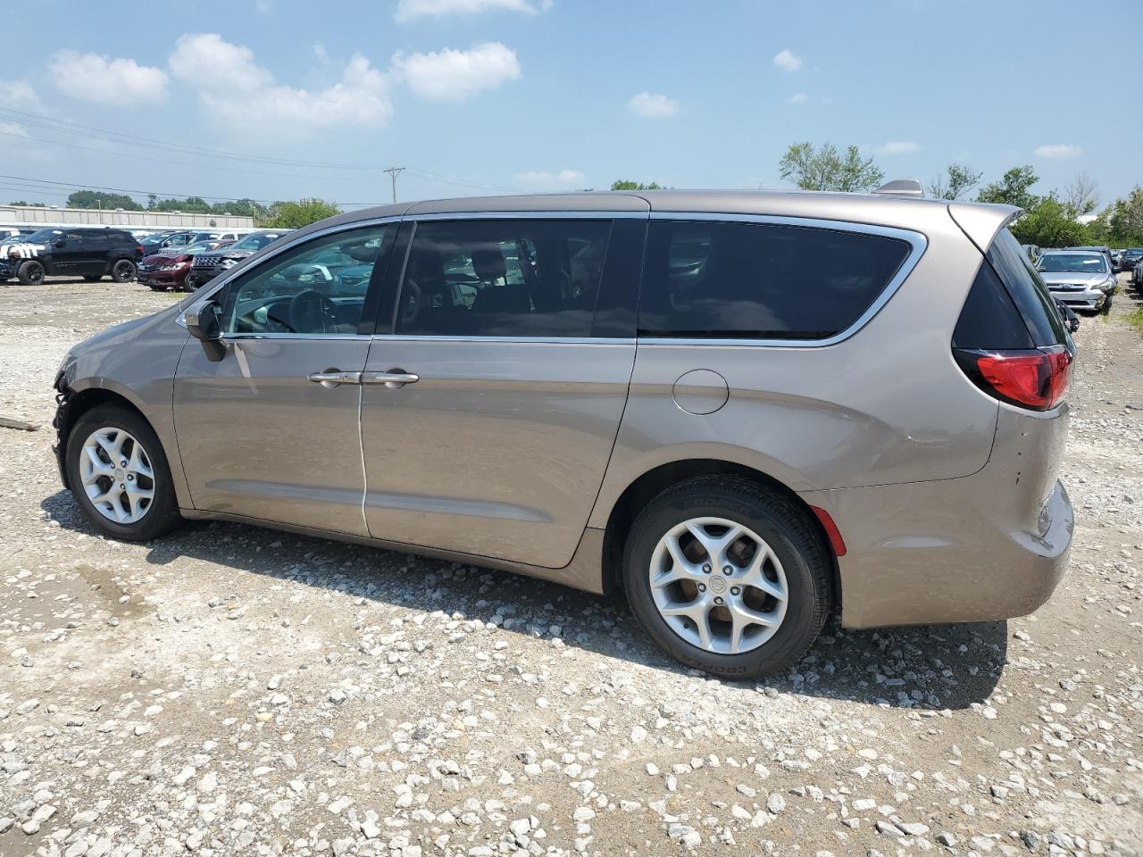 CHRYSLER PACIFICA TOURING L