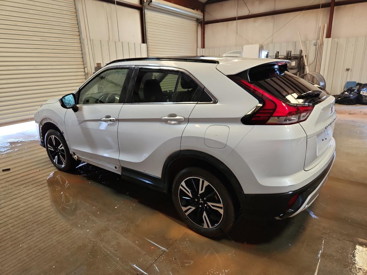 MITSUBISHI ECLIPSE SE