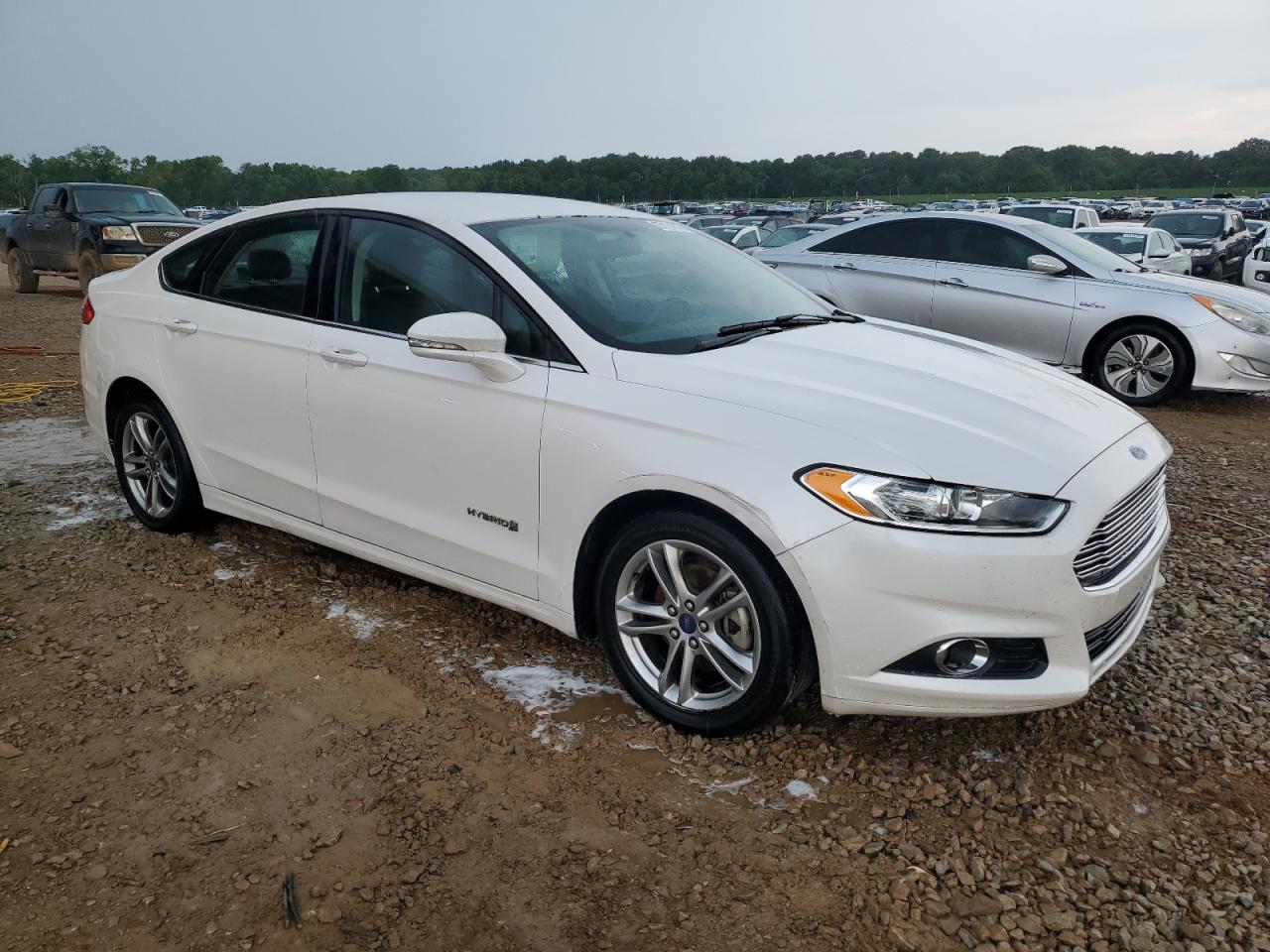 FORD FUSION SE HYBRID