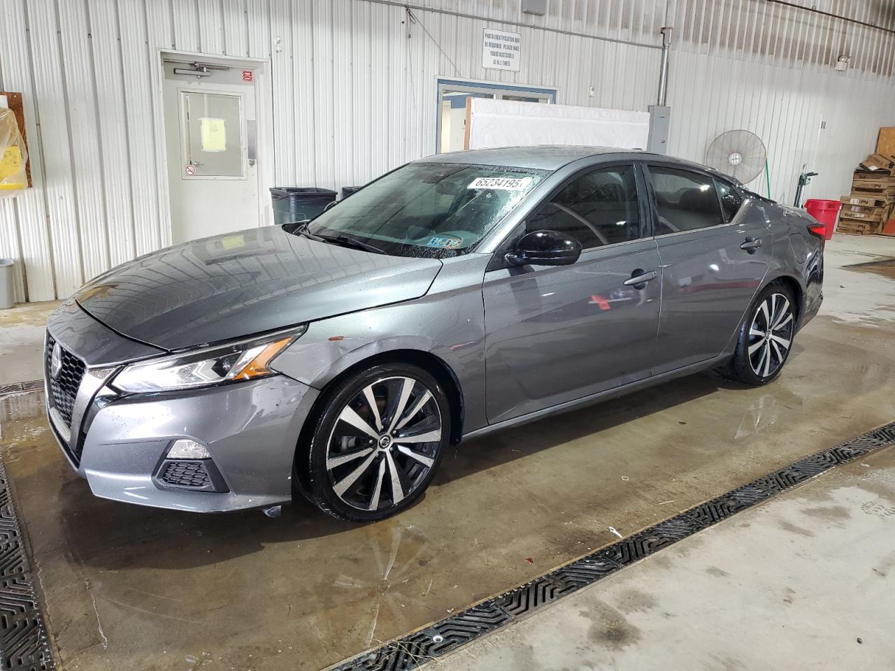 NISSAN ALTIMA SR
