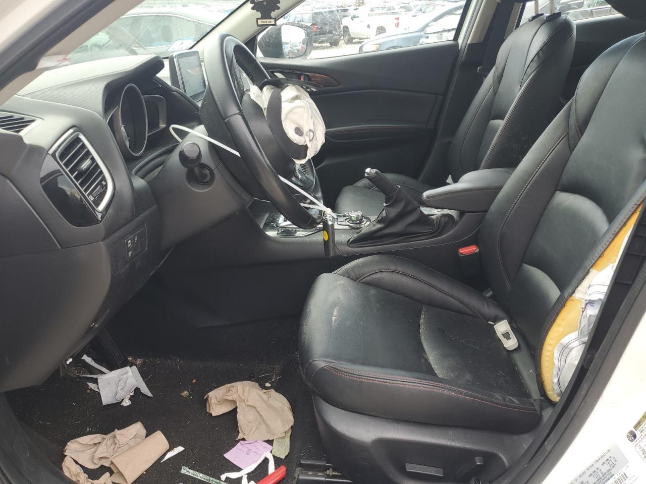 MAZDA 3 GRAND TOURING