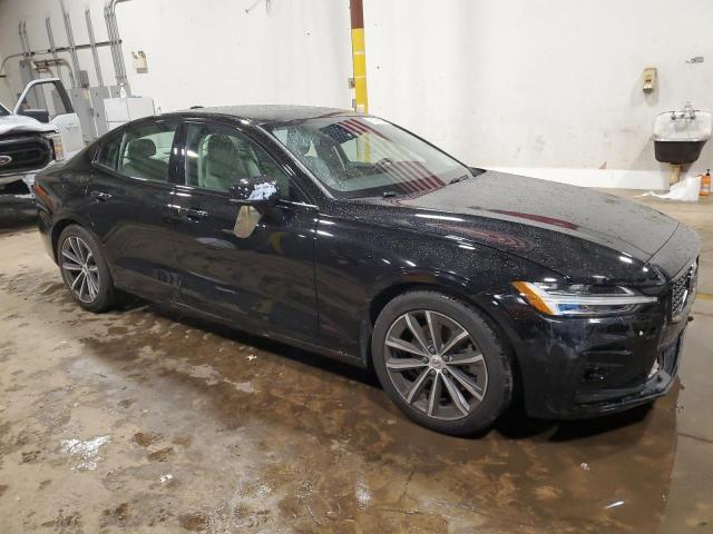 2021 VOLVO S60 T5 MOM 7JR102TZ8MG108875