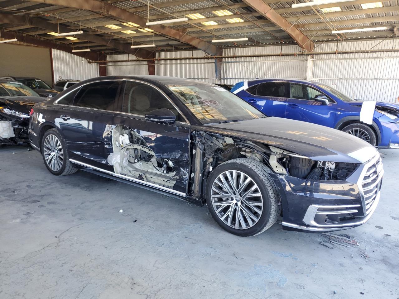 AUDI A8 L