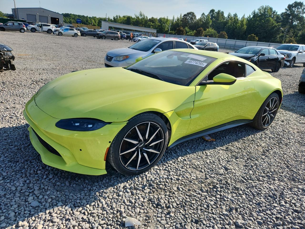 ASTON MARTIN VANTAGE