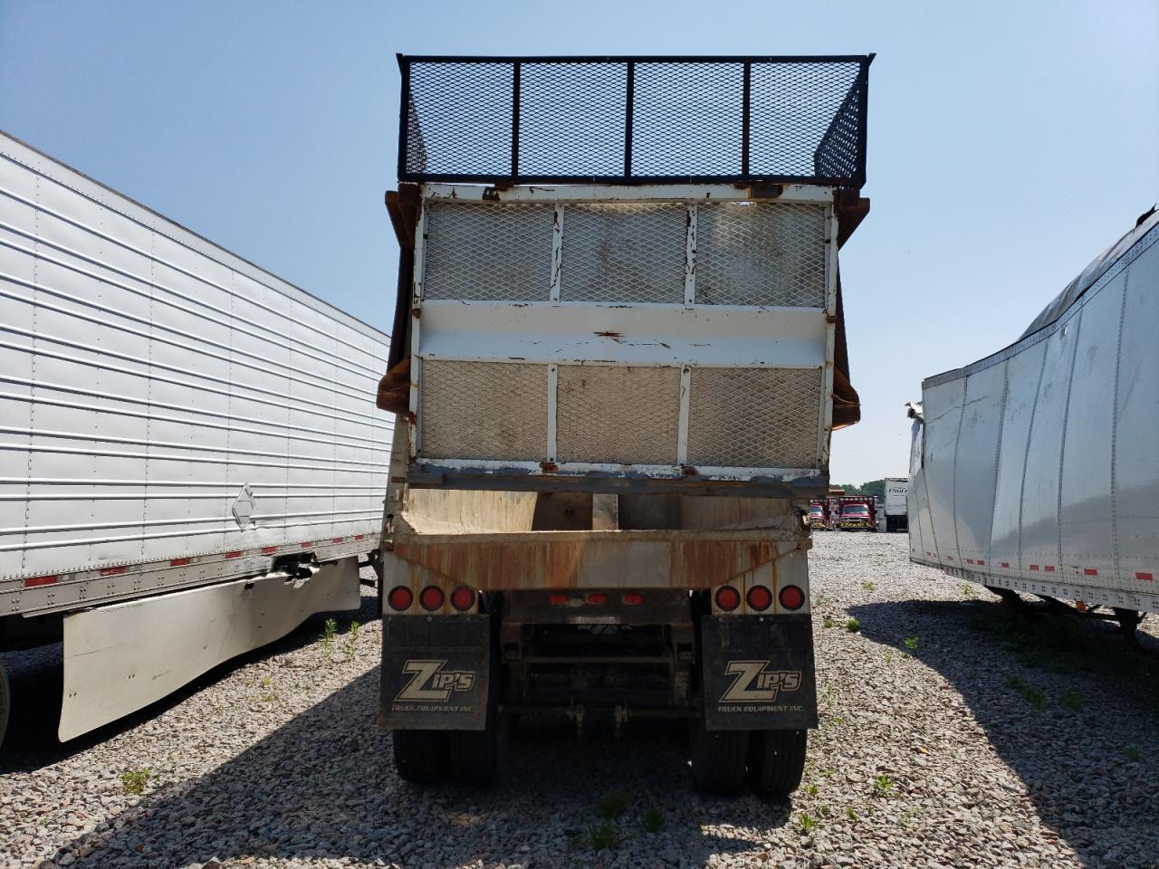 Lot #3215098600 1974 DUMP TRAILER