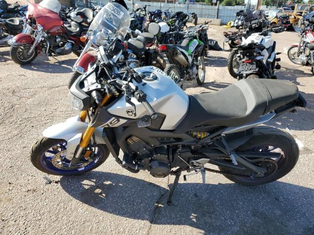 2015 YAMAHA FZ09 JYARN33E3FA006665